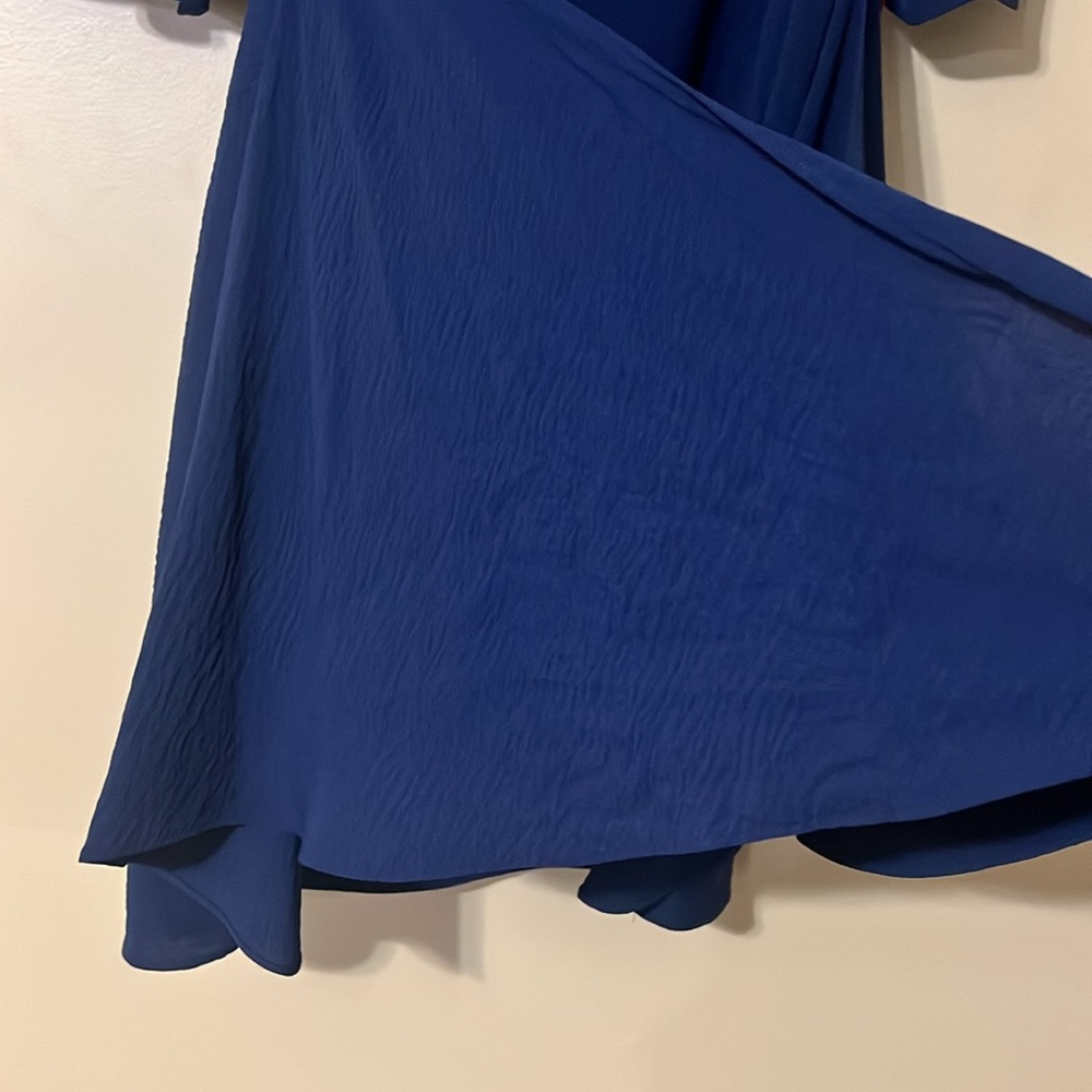 Vince Camuto Blue Midi Sheath Dress with Crew Neck - Picture 13 of 13